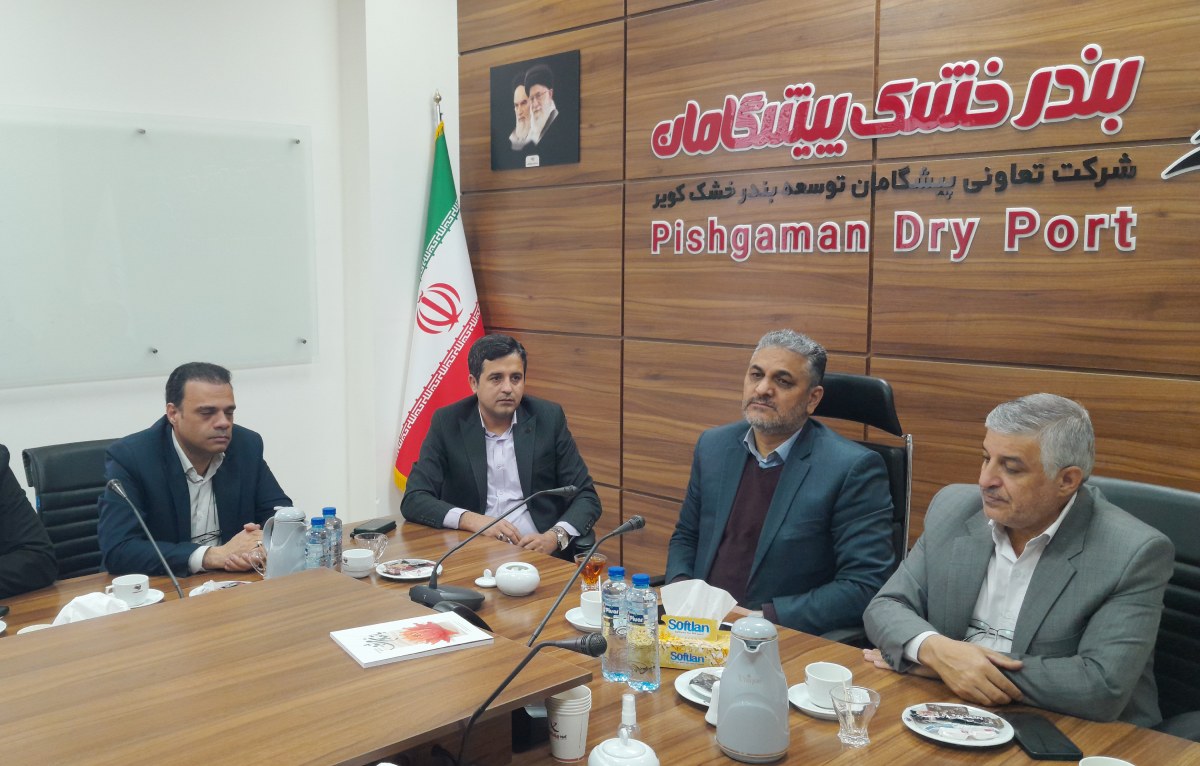 بازدید مشاور وزیر و مدیرکل دفتر بازرسی وزارت جهاد کشاورزی از بندرخشک پیشگامان 